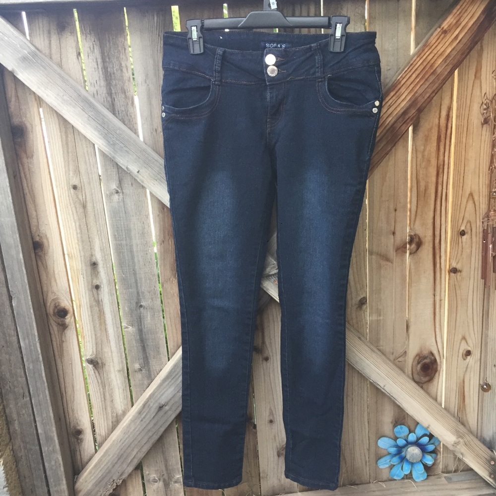 Dark blue jeans